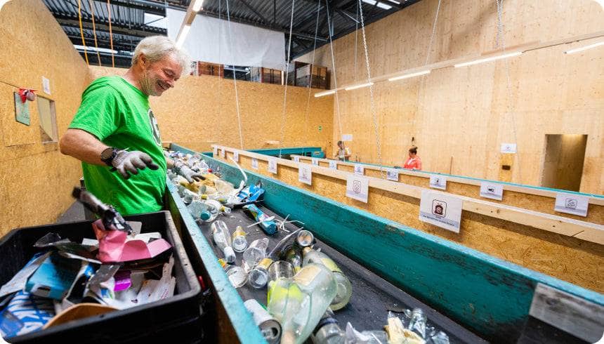 3. Wir sortieren und recyceln