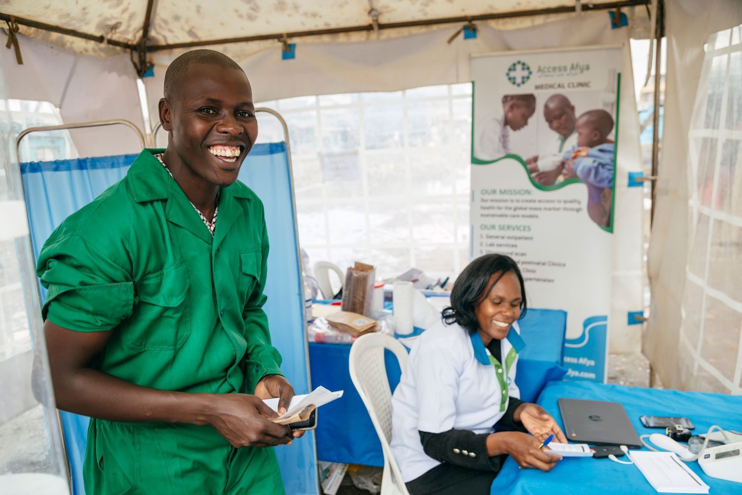 Held*innen helfen Held*innen: Gesundheits-Check in Nairobi | Mr. Green