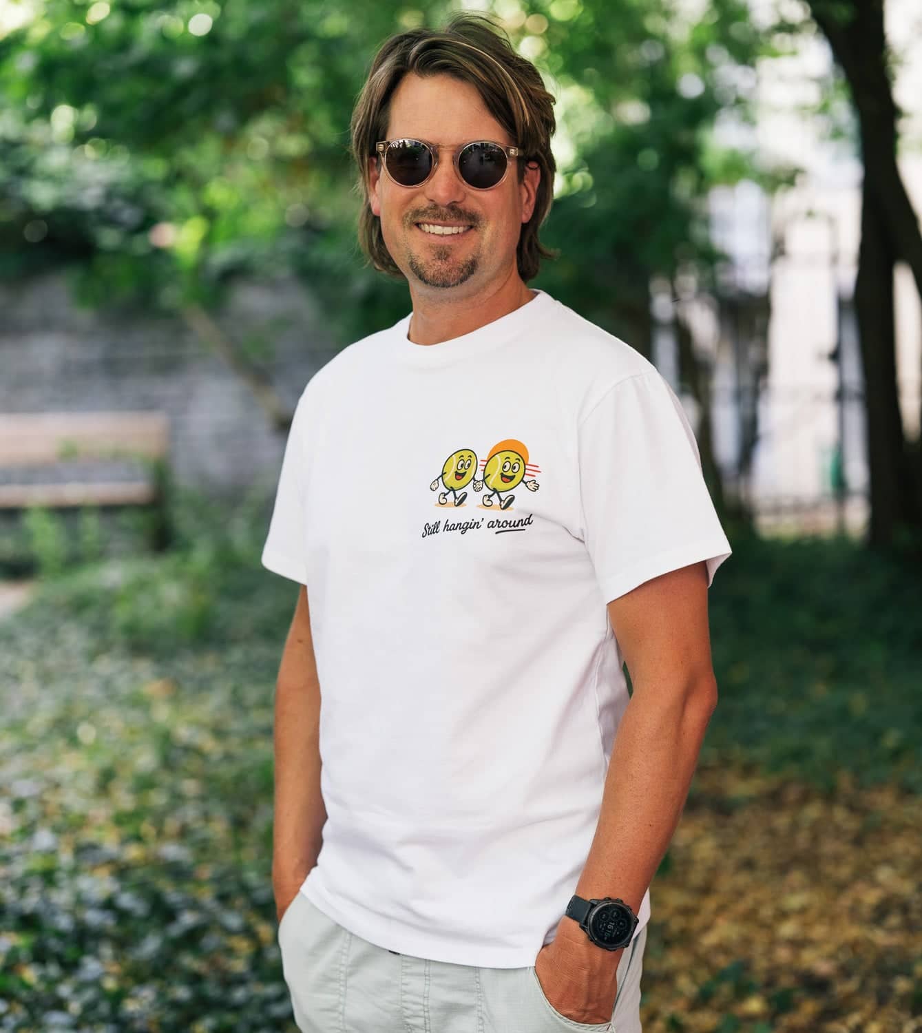 T-Shirt Tennisball Recycling: "Still hanging around"