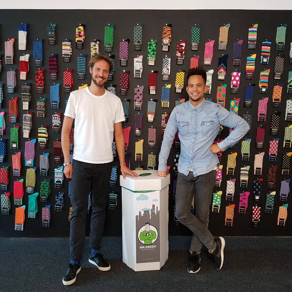 Mehr Farbe im Alltag – denn eine buntere Welt ist eine bessere Welt. Und die beste Welt ist grün! Darum recyceln wir mit Mr. Green.