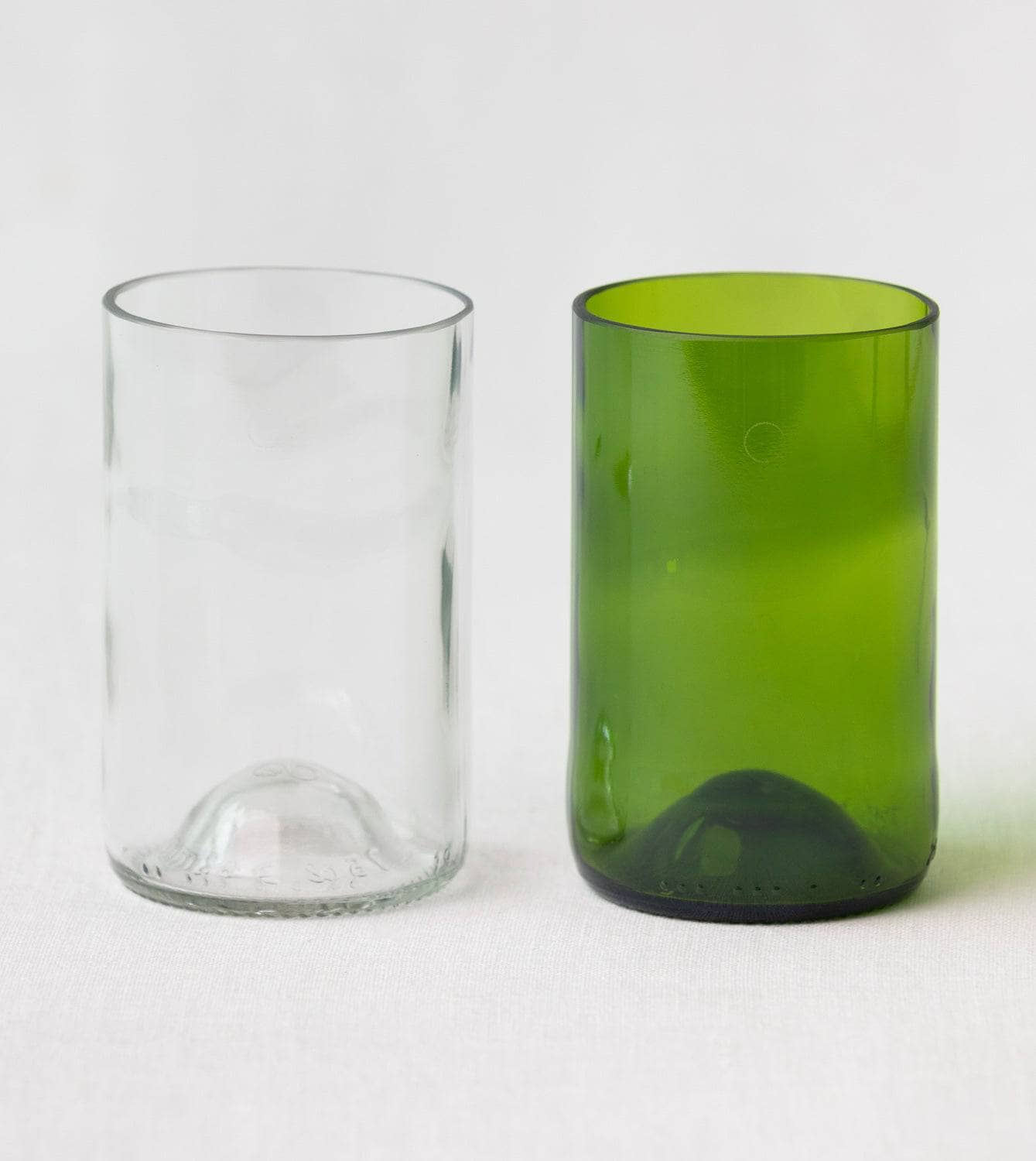 Trinkgläser aus Weinflaschen-Upcycling