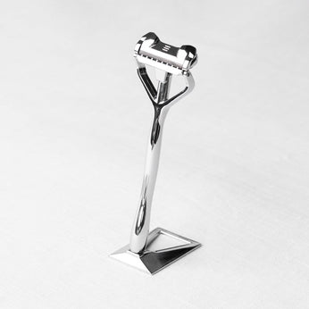 «Mit Ecken und Kanten» 3-Klingen-Schwingkopf-Rasierer (-25%) 